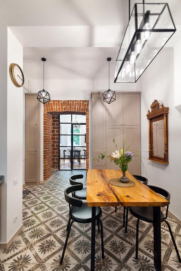 Gallery Art Apartment Λβιβ Εξωτερικό φωτογραφία