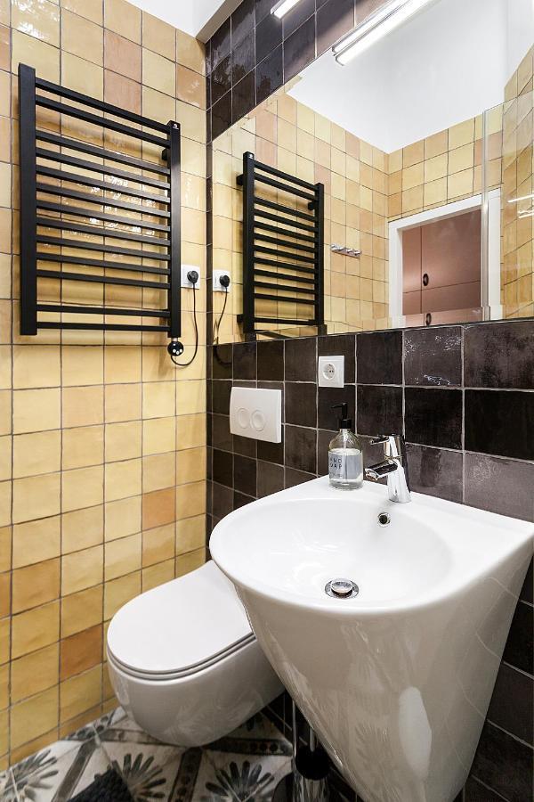Gallery Art Apartment Λβιβ Εξωτερικό φωτογραφία